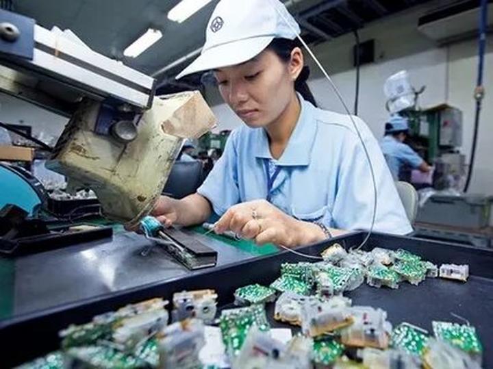 Chuyên gia Hotspot Matrix phân tích: Từ Angela Phương Trinh gây và marketing video